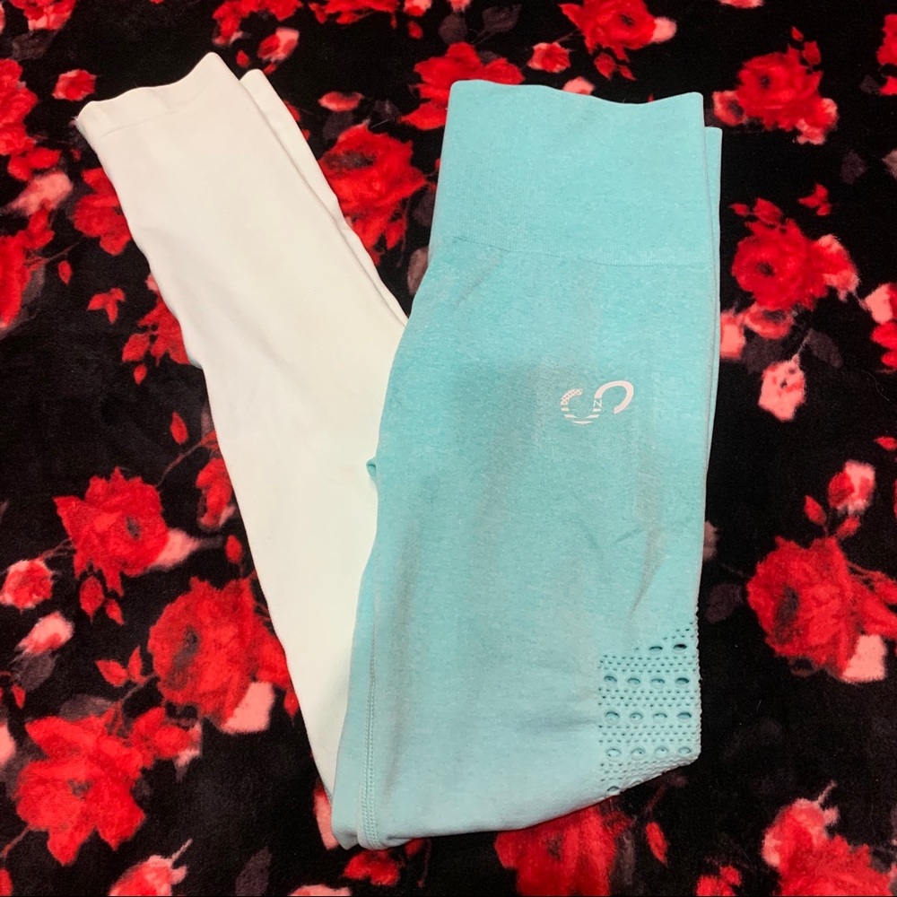 ‼️SOLD‼️ Curves n combatboots ombre leggings